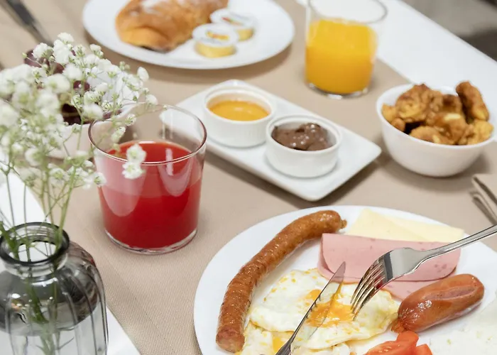 Dirista מלון שקודר