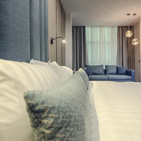Hotel Dirista *
